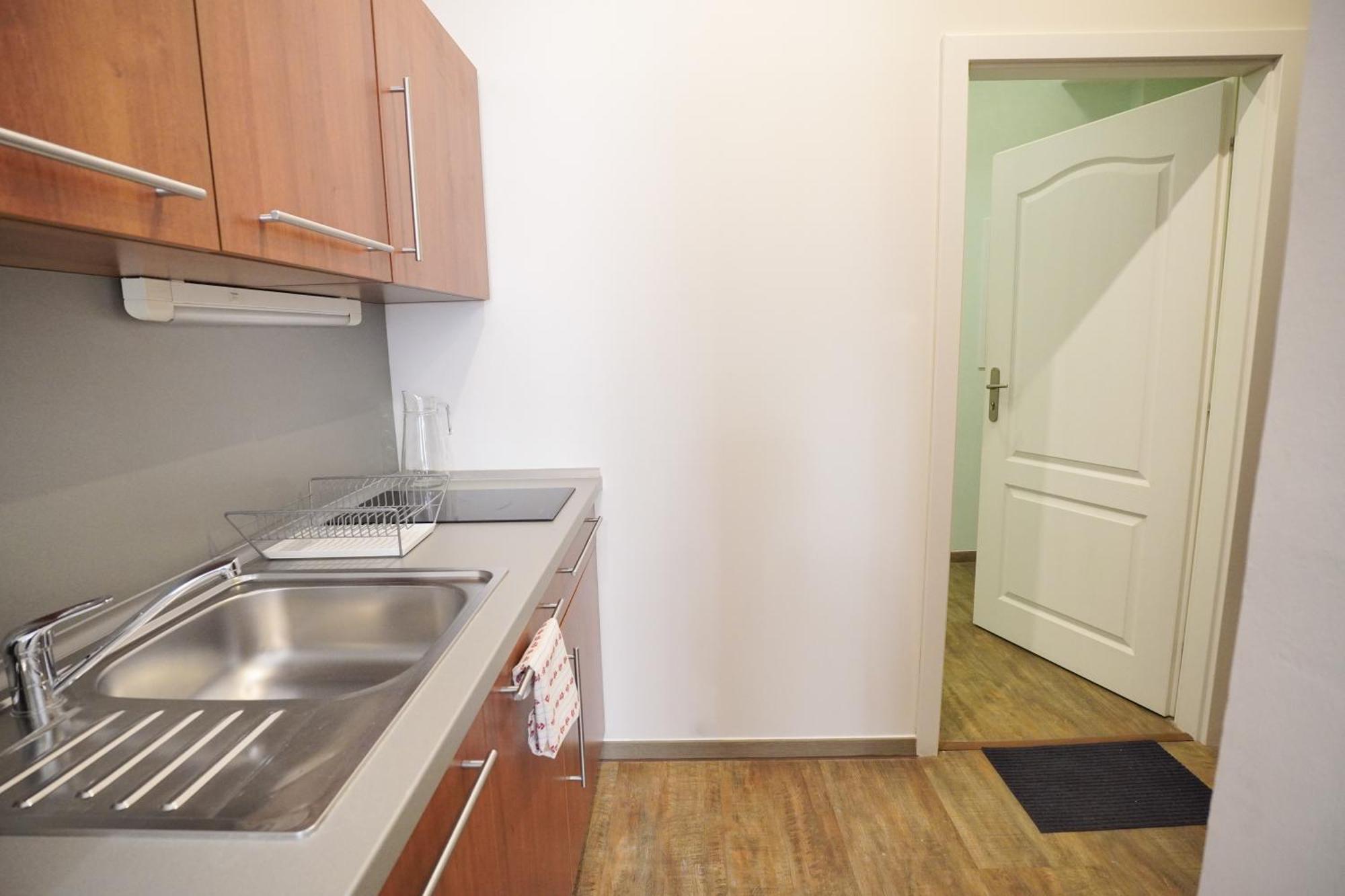Elegant & Stylish Center Apartments! 프라하 외부 사진