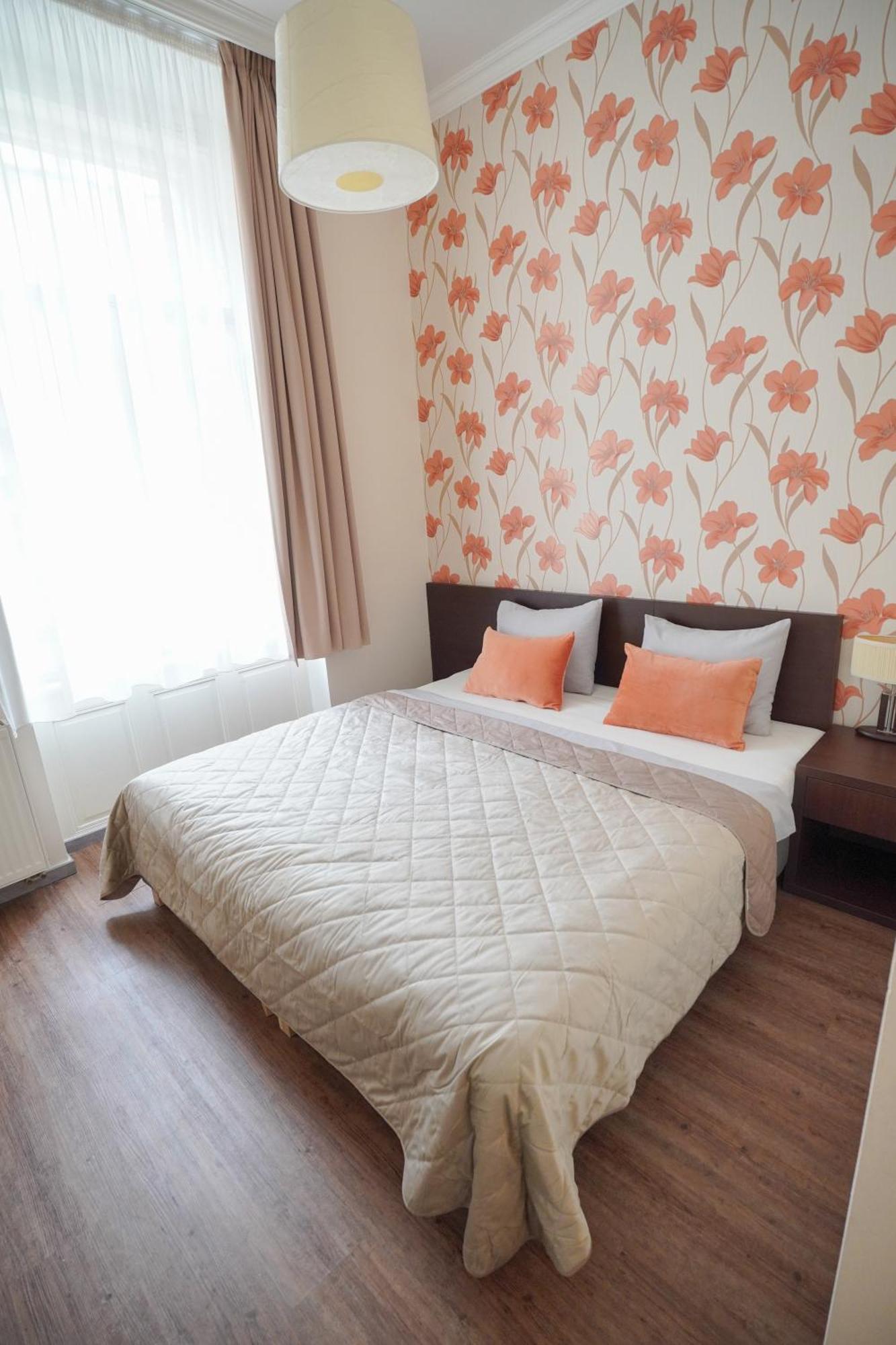 Elegant & Stylish Center Apartments! 프라하 외부 사진